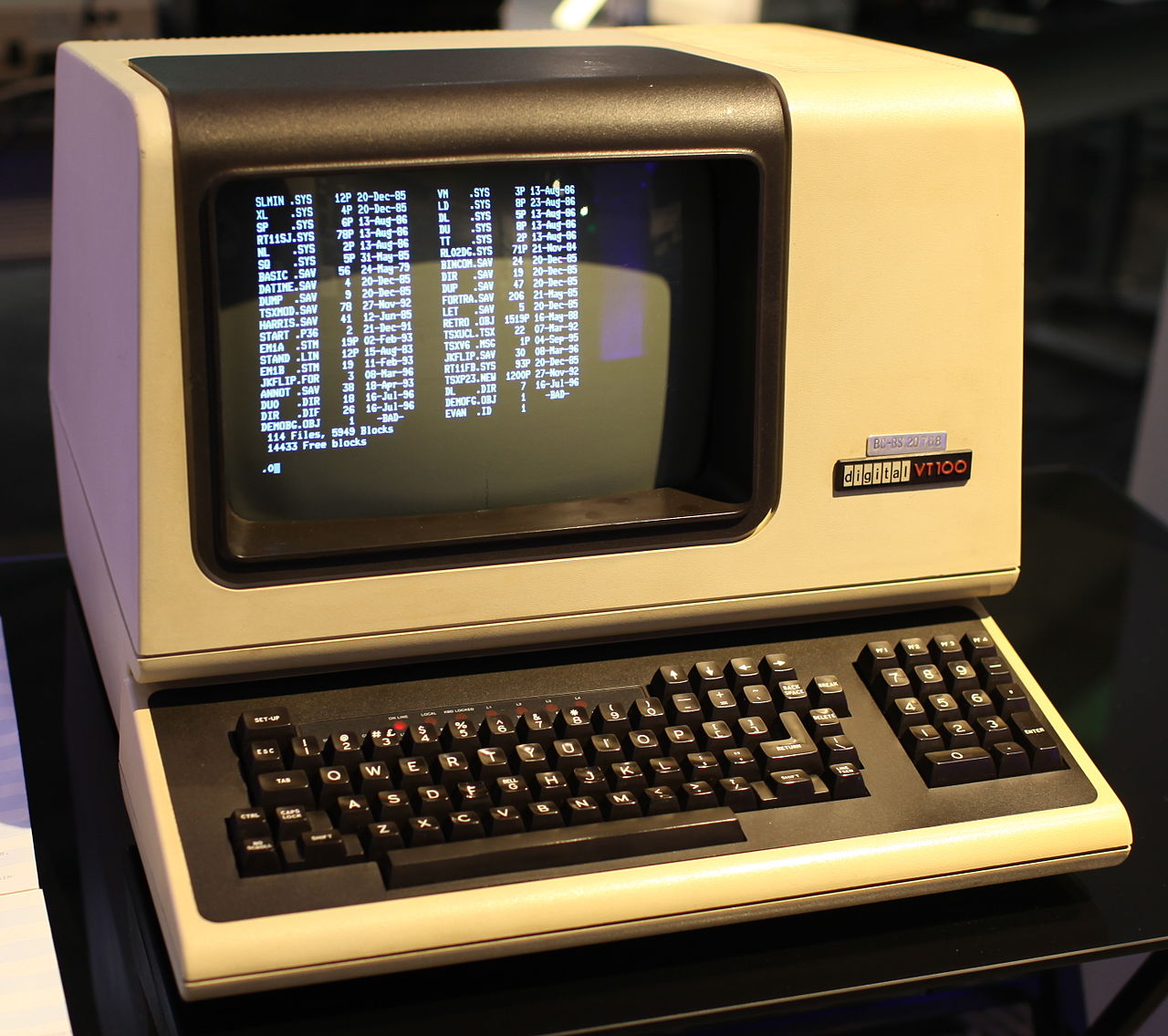 digital vt100 terminal